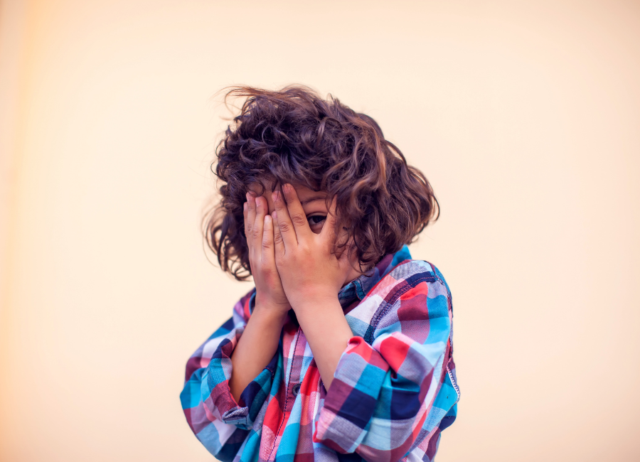 atividades divertidas para criança tímida falar inglês com confiança