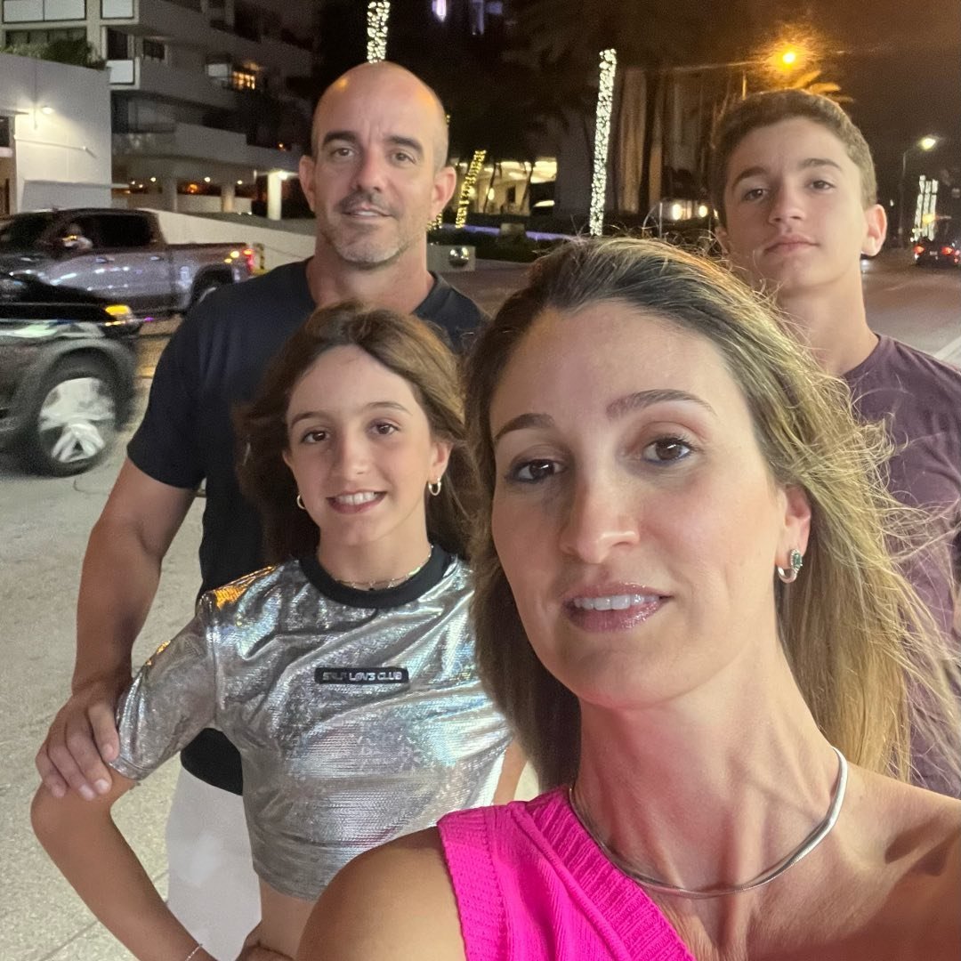 Thaís Duzzi — mãe de aluna do Sue's Chat & That